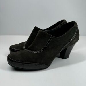 Clarks Artisan Women's US 8M Olive Green Suede Low Cut Block Heel Ankle Booties